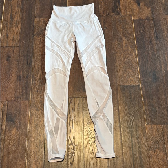 Lululemon Wunder Under White Mesh High-Waisted White Leggings size 2 - Picture 1 of 3